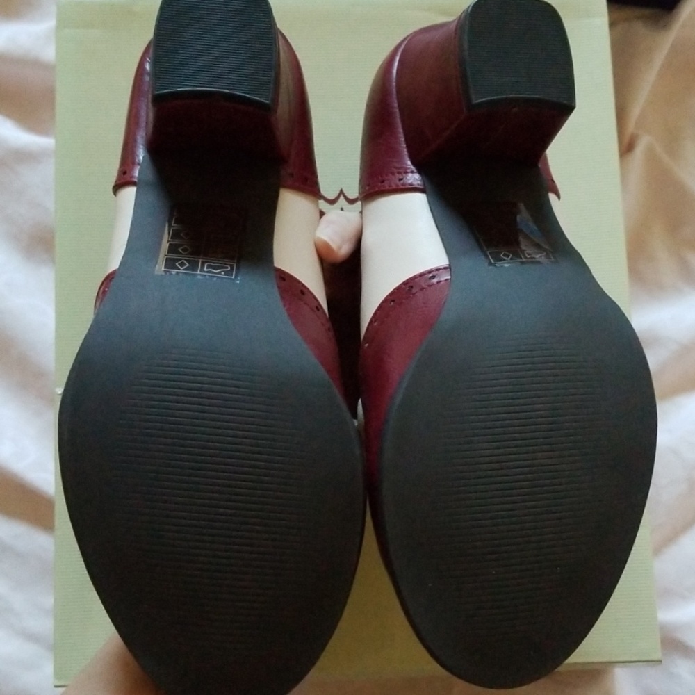 Fanciest Footwork Heels - Picture 4 of 6